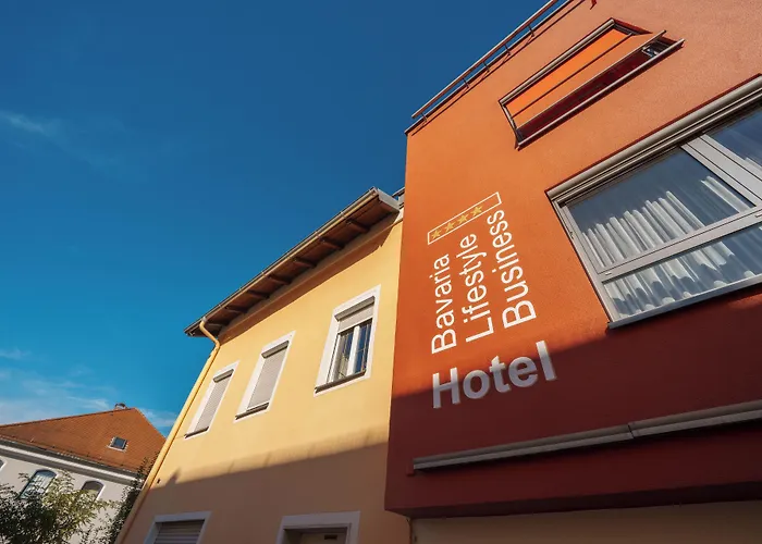 Bavaria Lifestyle Hotel Mit Klimaanlage, 18M Indoorpool