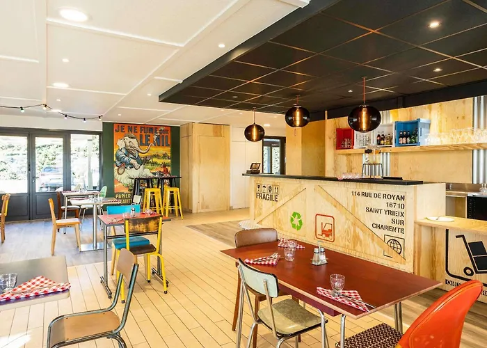 Greet Hotel Angouleme