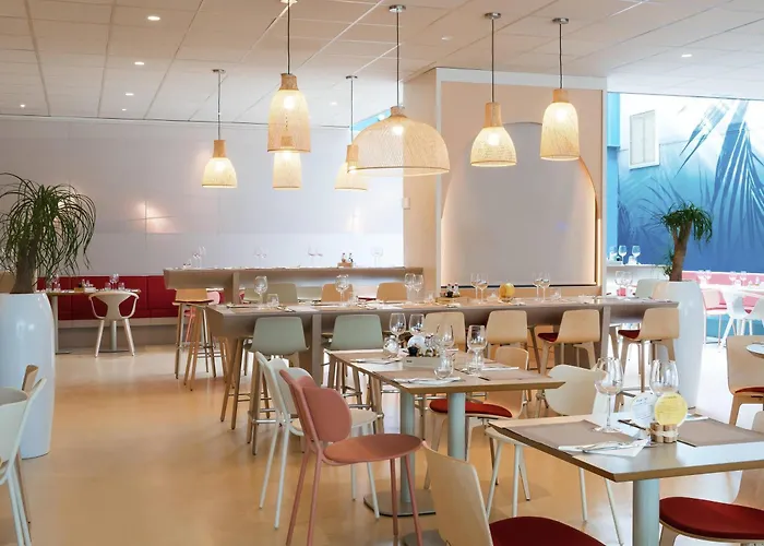 Ibis Styles Toulon Centre Port
