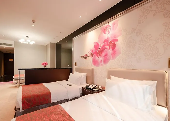 Grand Emperor Hotel