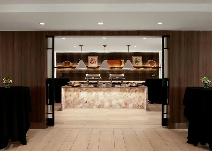 Courtyard By Marriott Los Angeles Pasadena Old Town