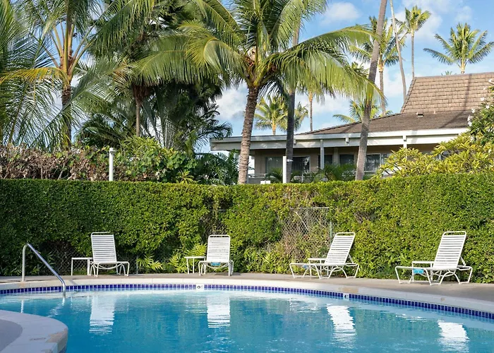 Plantation Hale Suites