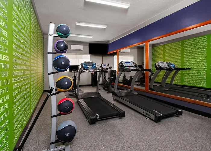 La Quinta Inn & Suites By Wyndham Jackson Airport - Pearl