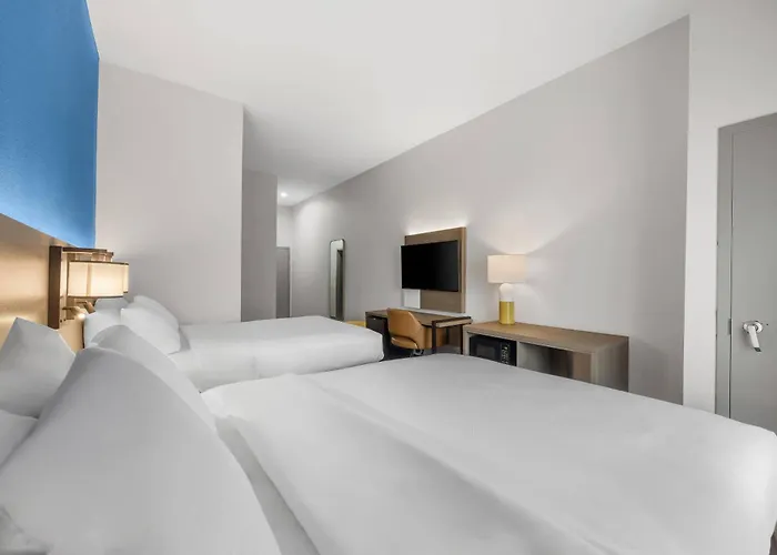 Comfort Suites Perrysburg - Toledo South
