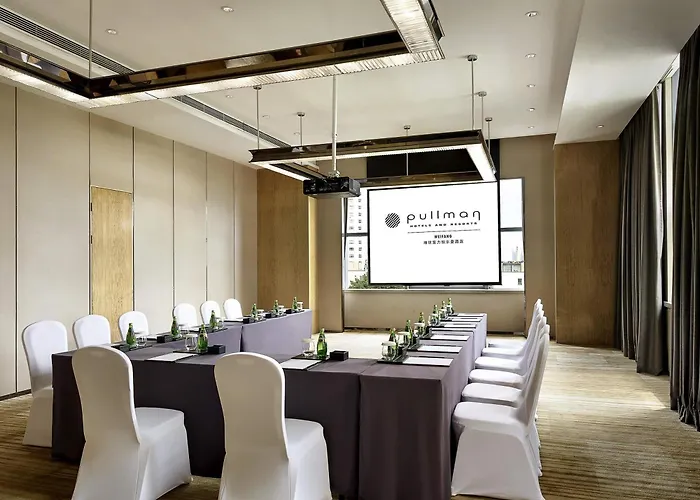 Pullman Weifang