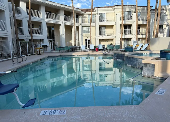 Home2 Suites By Hilton Scottsdale Old Town