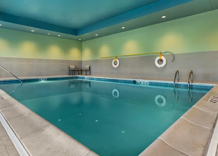 Holiday Inn Express & Suites Findlay North By Ihg
