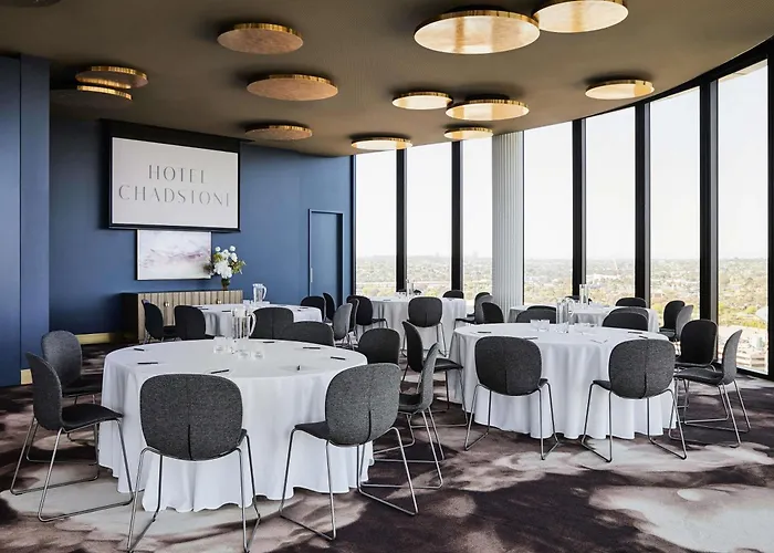 Hotel Chadstone Melbourne Mgallery Collection