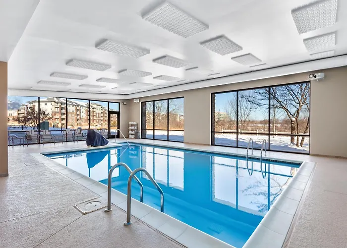 Hampton Inn & Suites Chicago Deer Park