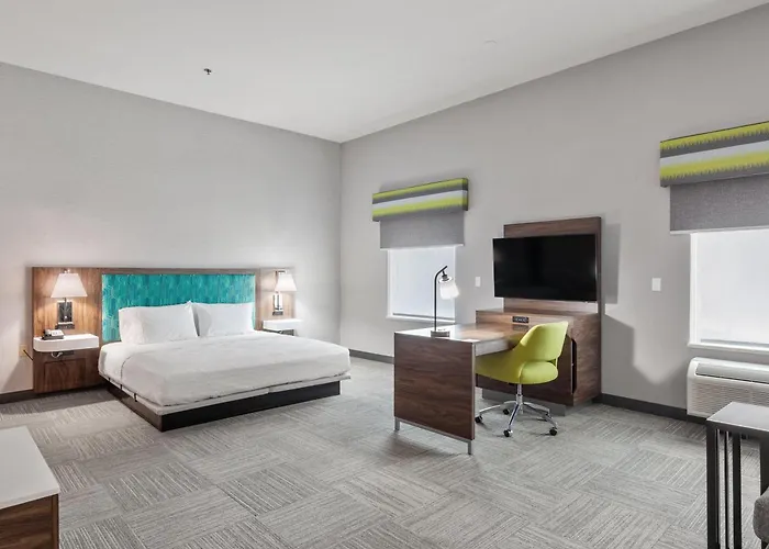 Hampton Inn & Suites Denison