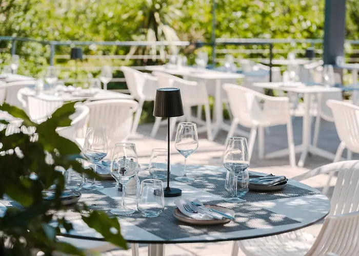 Hotel Osam - Adults Only