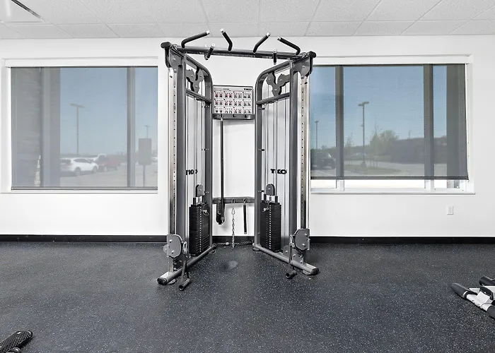 Holiday Inn Express Kansas City North - Parkville By Ihg
