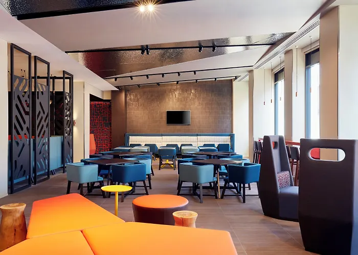 Holiday Inn Express Adelaide City Centre By Ihg