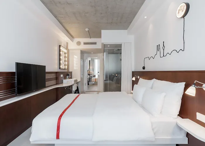 Ruby Ella Hotel Cologne By Ihg
