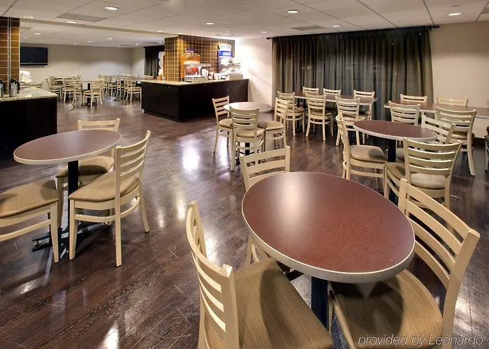 Holiday Inn Express Chicago-Palatine/North Arlington Heights
