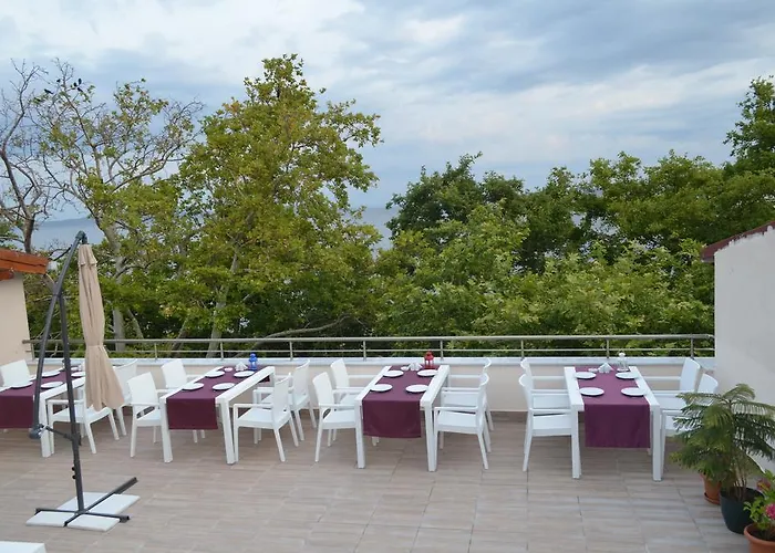 Ada Palas Otel