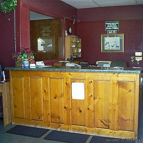 Crestview Inn