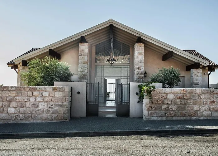 Chateau Glili (Adults Only)