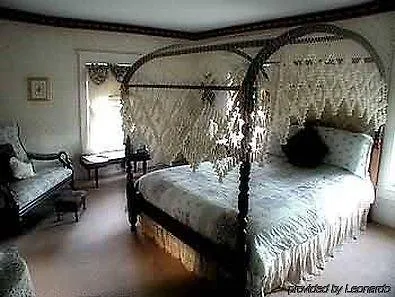 Green Apple Inn