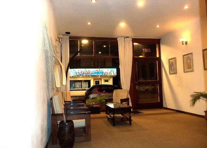 Dino'S Hotel