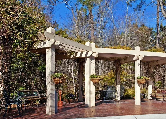 Moncks Corner Inn