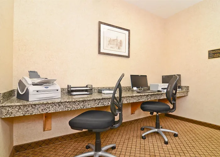 Best Western Macomb Inn