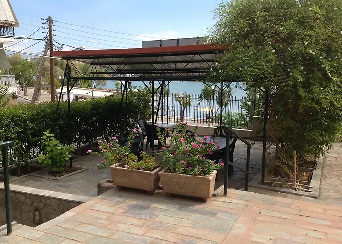 Morfeas Hotel