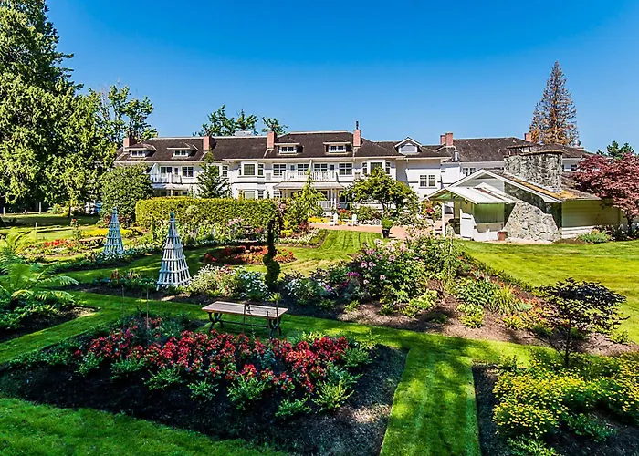 Crown Mansion Boutique Hotel & Villas