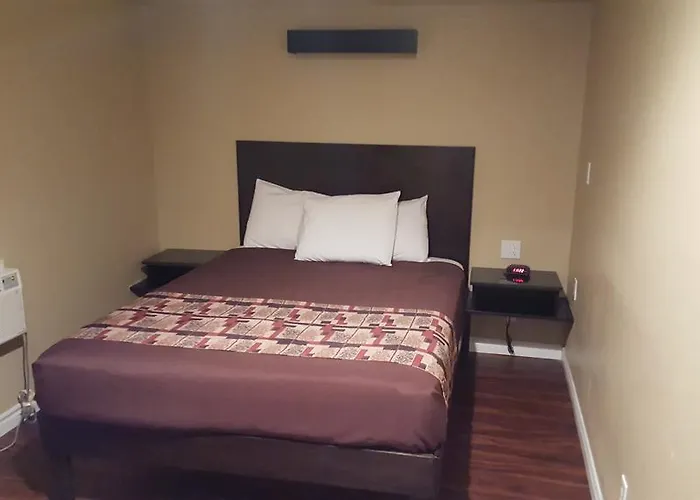Anaheim Astoria Inn & Suites