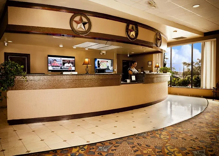Grand Texan Hotel And Convention Center