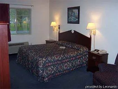 Knights Inn Redgranite