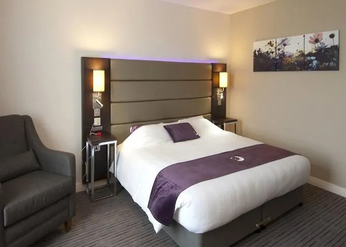 Premier Inn Dundee North