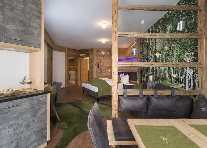 Aurina Lodges