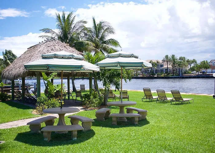 Royal Flamingo Villas