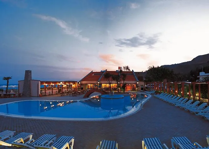 Trevi Village