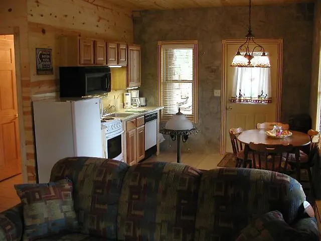 Lefty'S Hideout