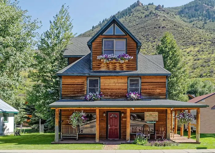 Minturn Inn