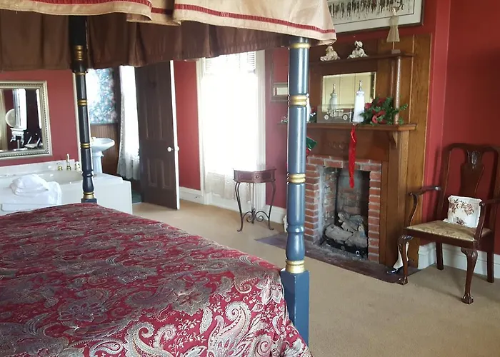 Riverview Mansion