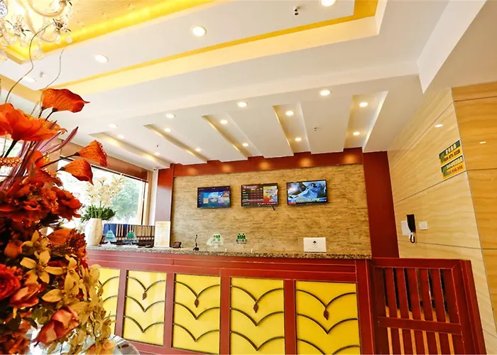 Greentree Inn Anhui Anqing Guangcaisiqi Business Hotel