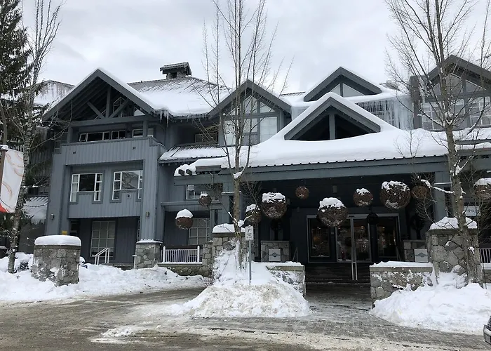 Glacier Lodge