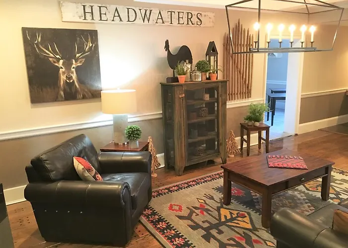 The Lodge At Headwaters