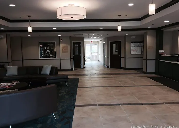Candlewood Suites Youngstown West - Austintown