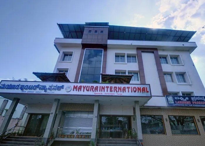 Hotel Mayura International