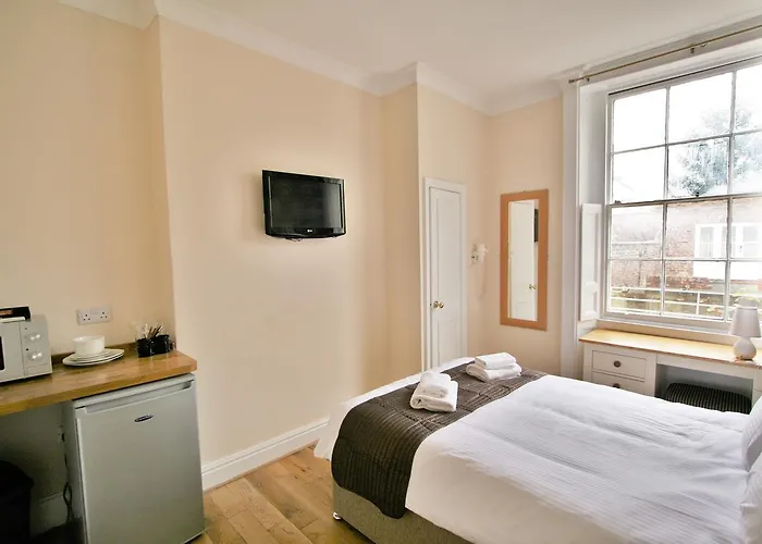 Central Studios Gloucester Place By Roomsbooked