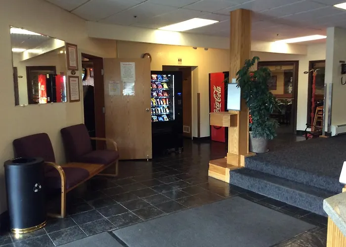Shelikof Lodge