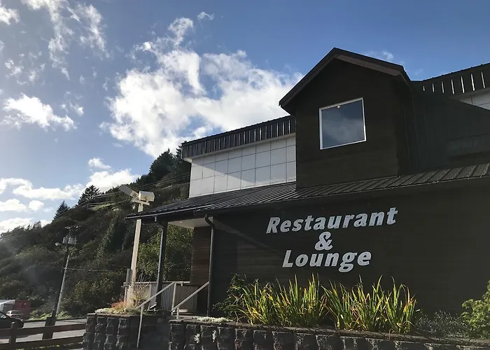 Shelikof Lodge