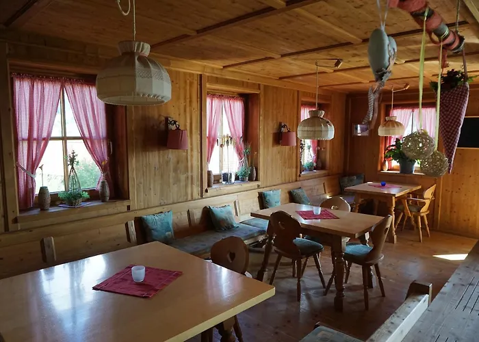 Hotel Sonnenbichl "Garni"