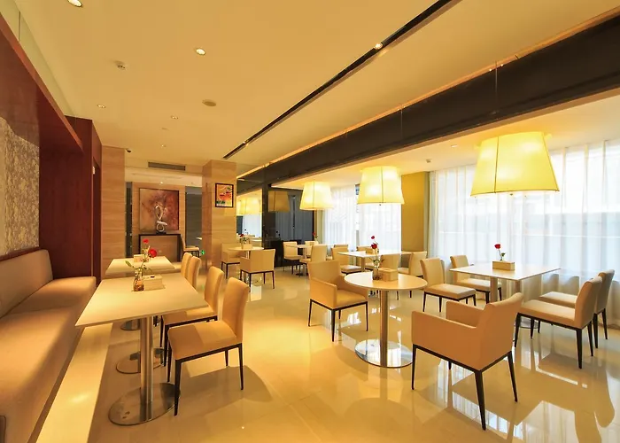 Jinjiang Inn Longyan Zhongshan Road Pedestrian Street