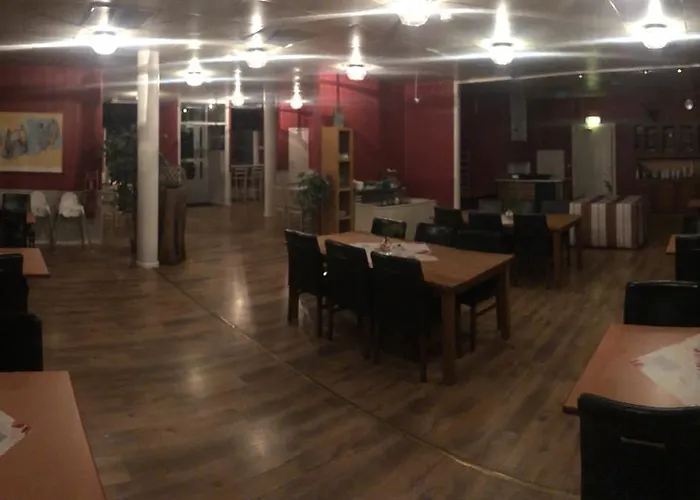 Dentas Hotell Raivi