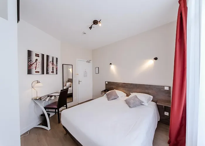 Logis Hotel - Le Petit Bellon